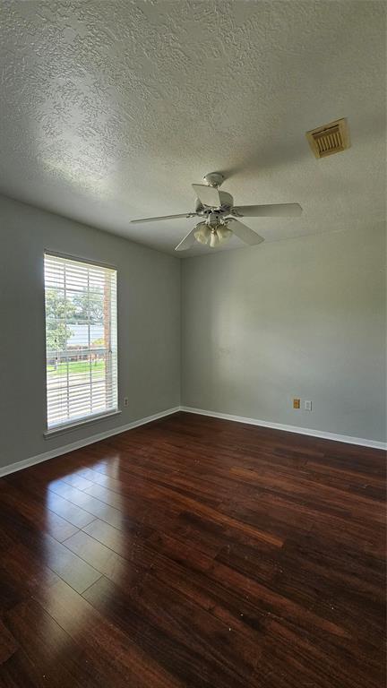 Building Photo - 8435 Battleoak Dr