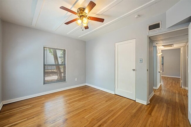 Building Photo - 1401 Kirkwood Rd