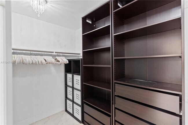 Building Photo - 2851 NE 183rd St