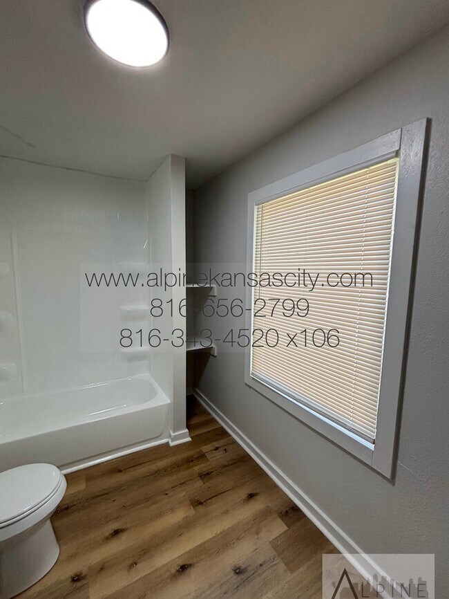 Building Photo - Northland Bungalow in Staley SD Available Now