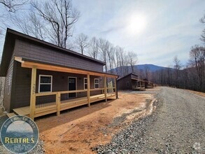 Building Photo - Beautiful 1-Bed Cabin In Trade, Tennessee