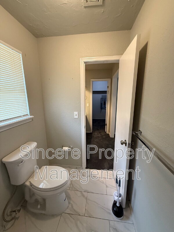 Building Photo - 11808 Biggs Cir