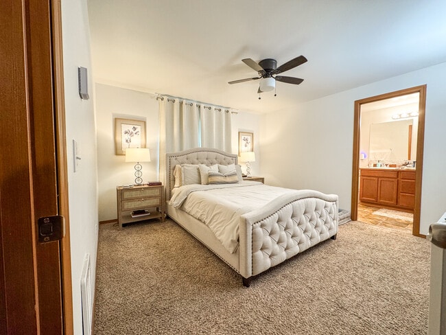 Building Photo - 16522 Mimosa Ct SE