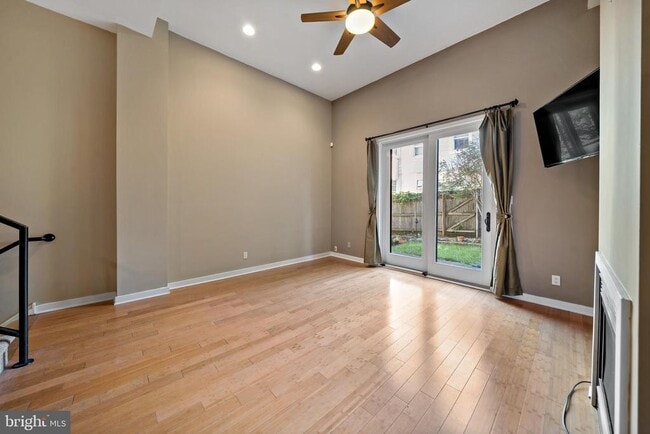 Building Photo - 4041 Cresson St