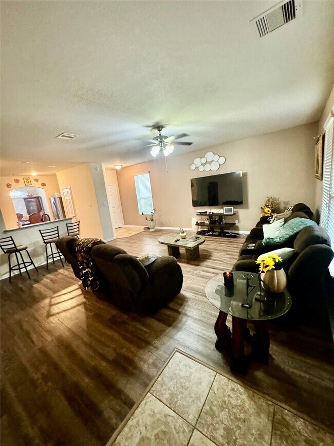 Building Photo - 2307 Cloudy Bay Dr