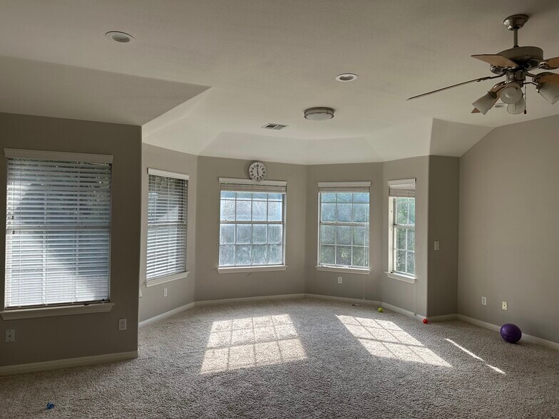 Building Photo - 10416 Canyon Vista Way