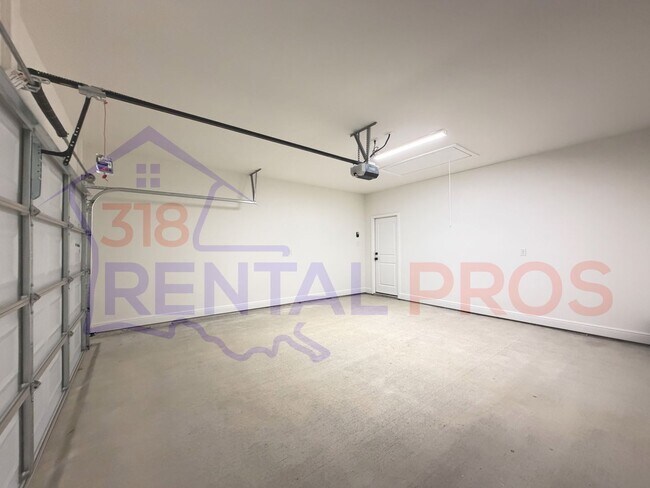 Building Photo - New Construction! 3 Bed 2 Bath in Country Club Estates!