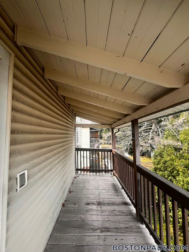 Building Photo - 468-470 Gallivan Boulevard