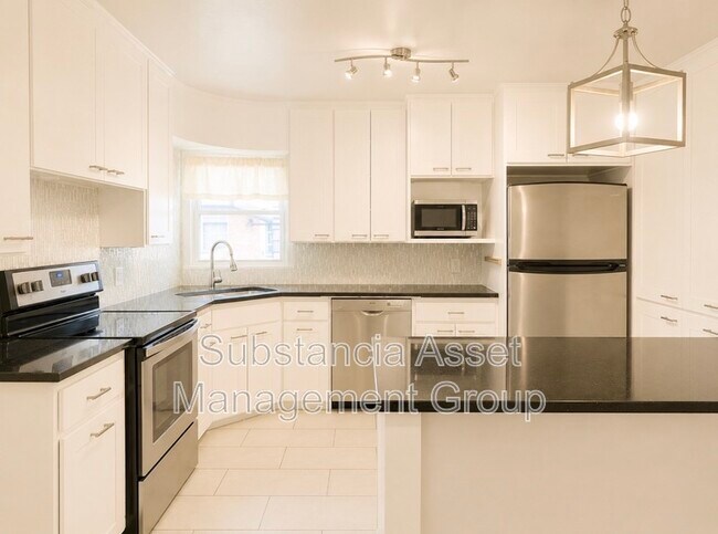 Building Photo - 4713 N Harvey Pkwy