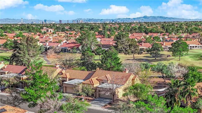Building Photo - 9013 Litchfield Ave