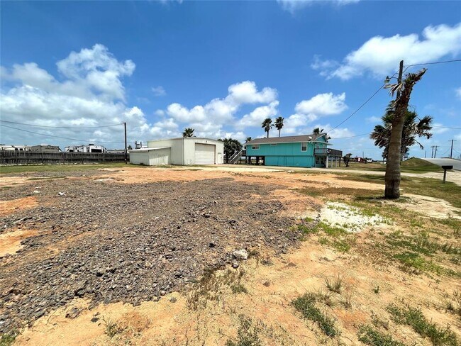 Building Photo - 88 County Rd 201