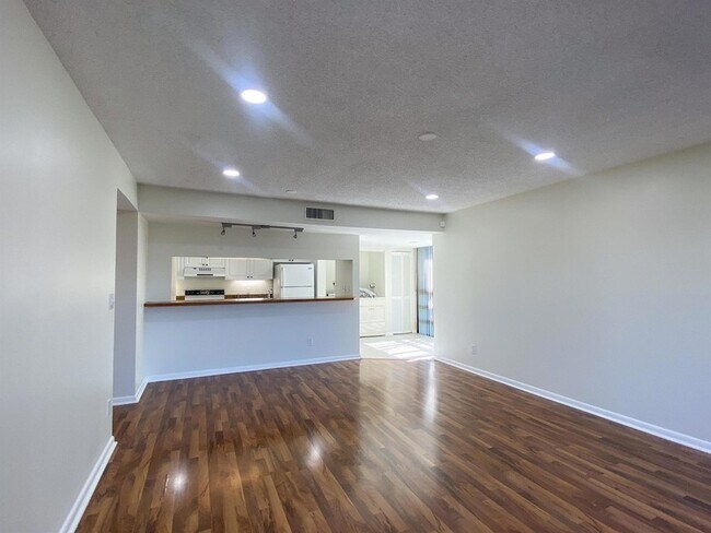 Building Photo - 4283 Wood Ride Rd
