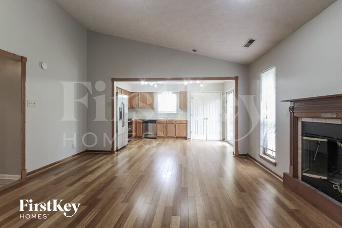 Building Photo - 3408 Crickwood Dr