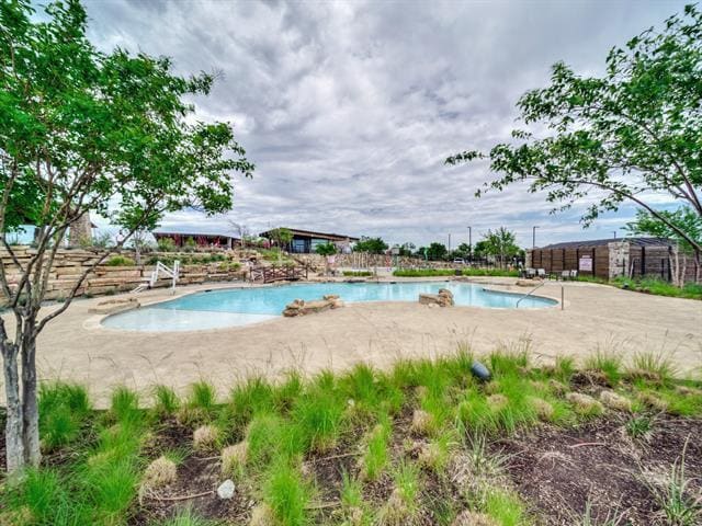 Building Photo - 9733 Tinsley St