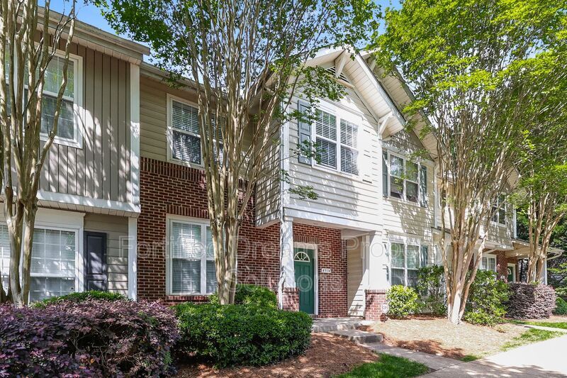 Building Photo - 4934 Sunset Ridge Ct