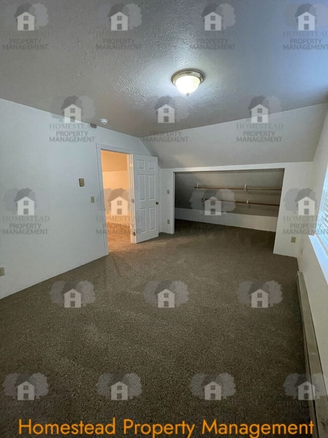 Building Photo - Celebrate the new year with 1/2 off one months rent!