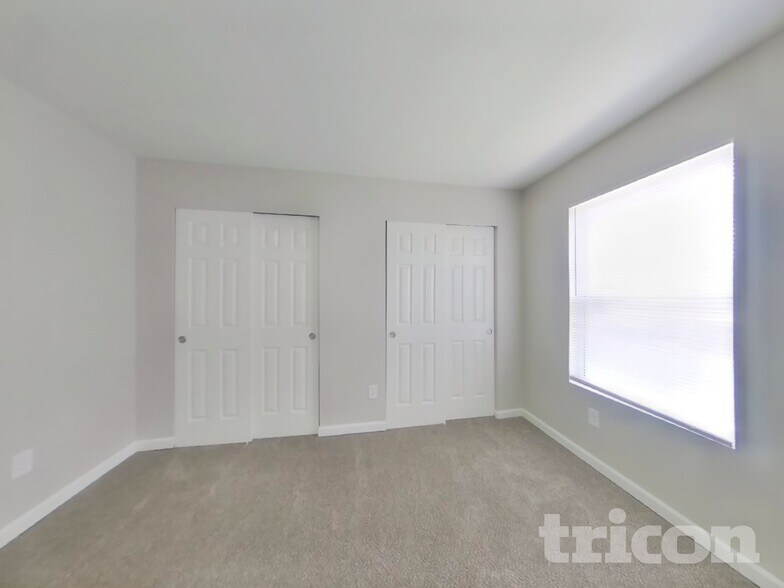 Building Photo - 4261 Sycamore Ct