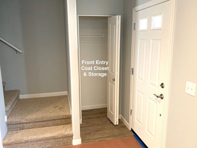 Building Photo - 3/2.5 Townhome for rent