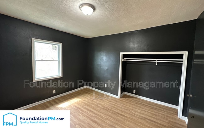 Building Photo - 1191 Sylvan St