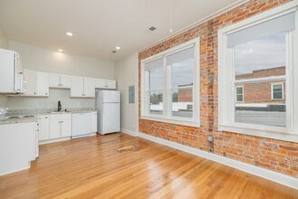 Building Photo - Broad St Lofts & Fitness Studio, LLC