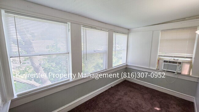 Building Photo - 3 Bed 1 Bath ready to rent!