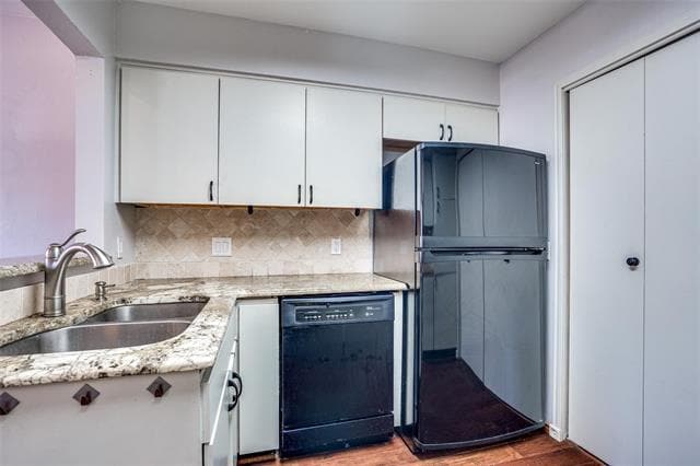 Building Photo - 17820 Windflower Way