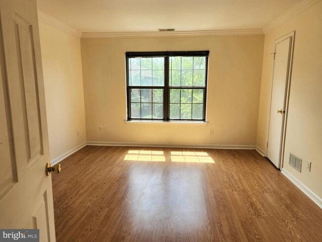 Building Photo - 154B Birchfield Ct