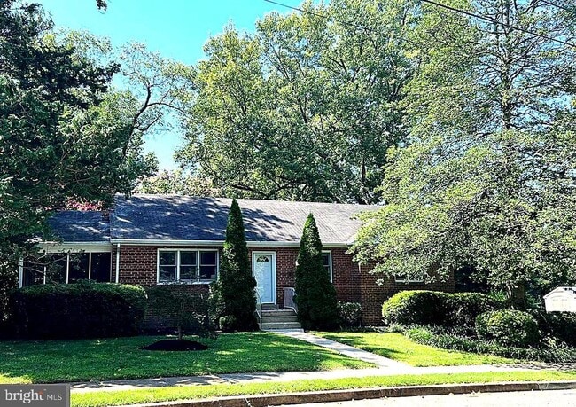 Building Photo - 3100 N Toronto St