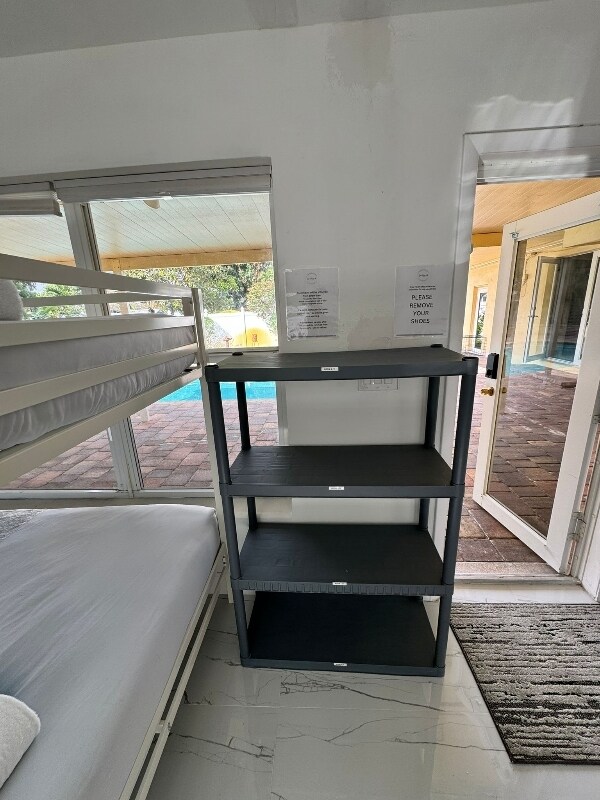 Building Photo - 1260sw SW 32nd St