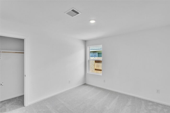 Building Photo - 26810 Nightingale Songs Dr