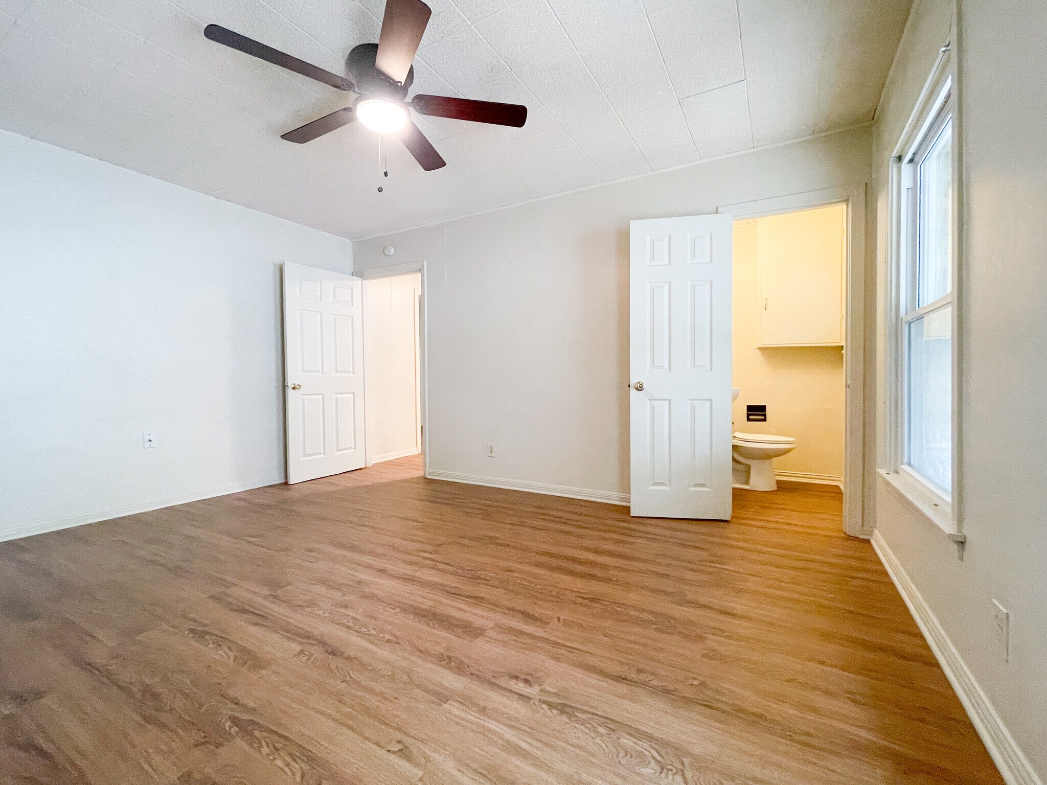 Building Photo - 4500 Anlo Ave