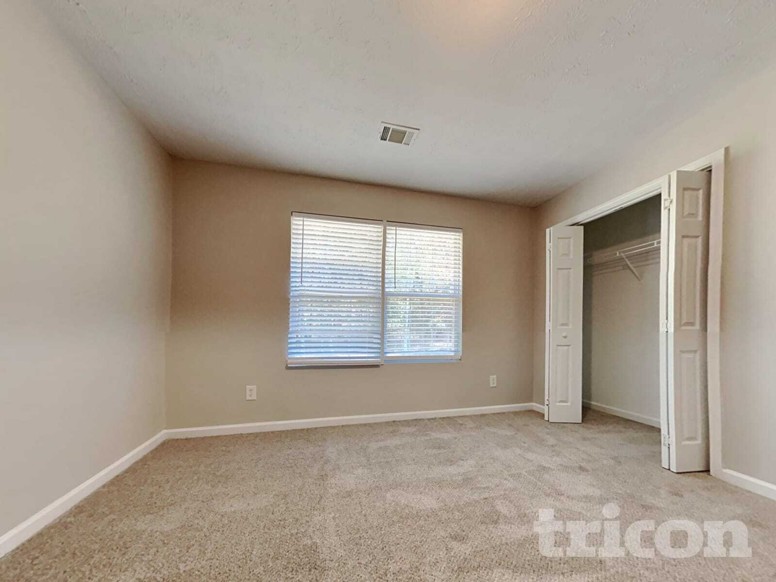 Building Photo - 130 Patterson Way