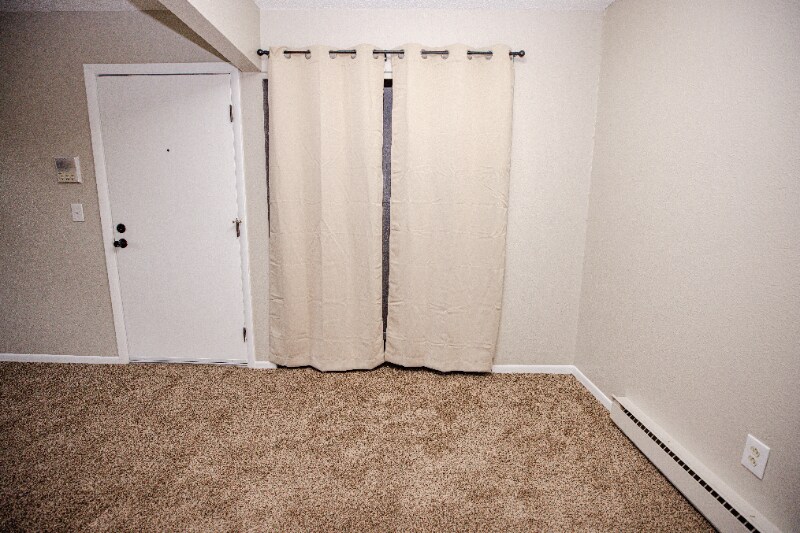 Building Photo - 6730 Hill Ave