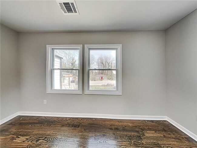 Building Photo - 492 Elbridge Dr NW