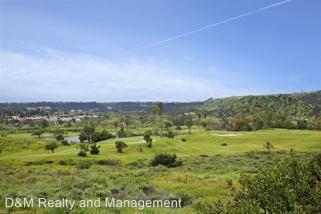 Building Photo - 2 br, 2 bath House - 11233 Tierrasanta Blv...
