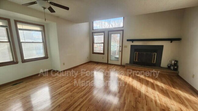 Building Photo - 228 42nd St SW