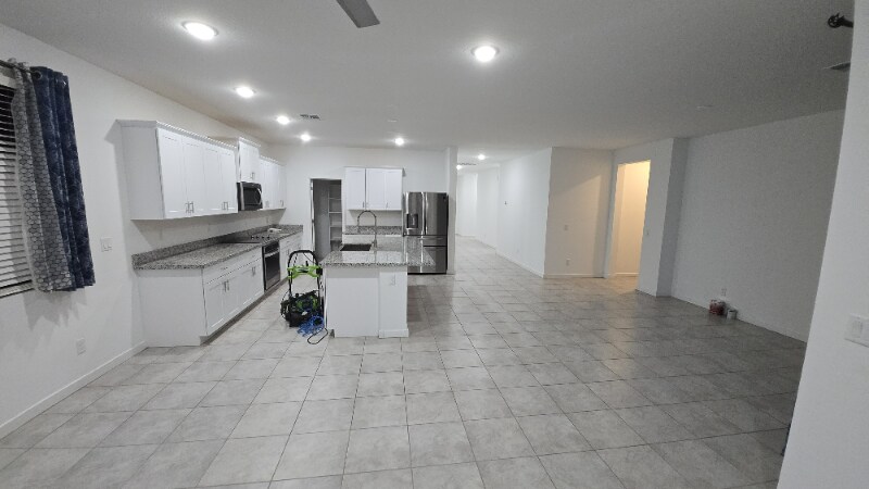 Building Photo - 1578 S 224th Ln