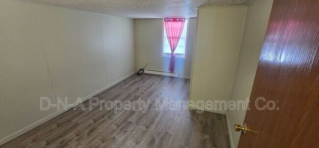 Building Photo - 580 Interchange Rd