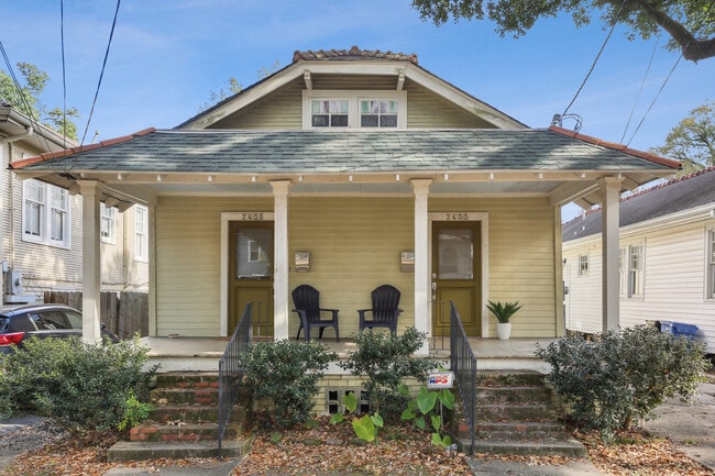 Building Photo - 2433 Palmer Ave