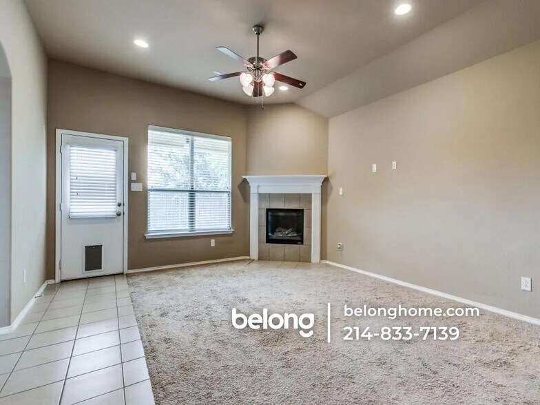 Building Photo - 11608 Netleaf Ln