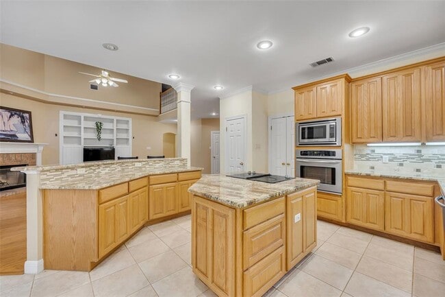 Building Photo - 10513 Indigo Broom Loop