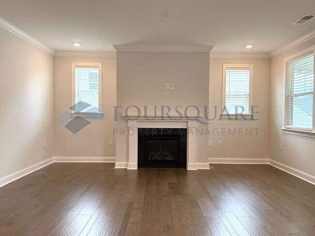 Building Photo - Spacious Corner-Lot Home with Guest Suite, Screened Porch & Detached 2-Car Garage – Resort-Style ...