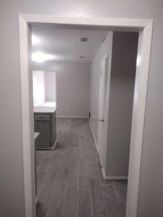 Building Photo - 8322 El Cerrito Dr