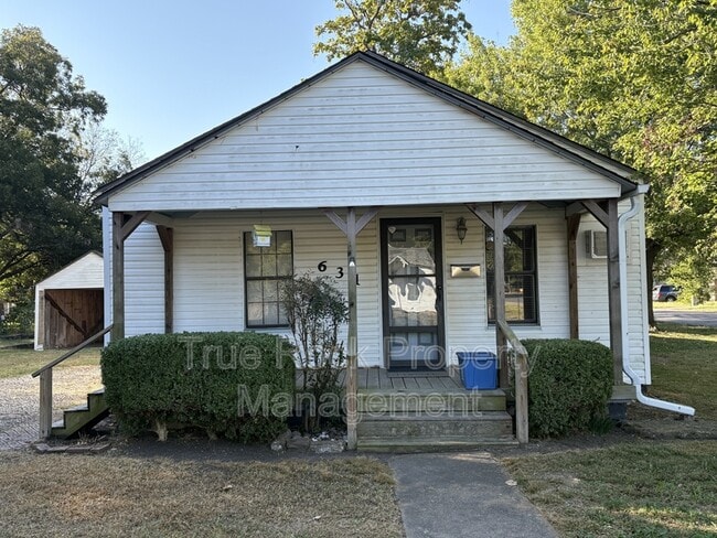 Primary Photo - 631 W 5th