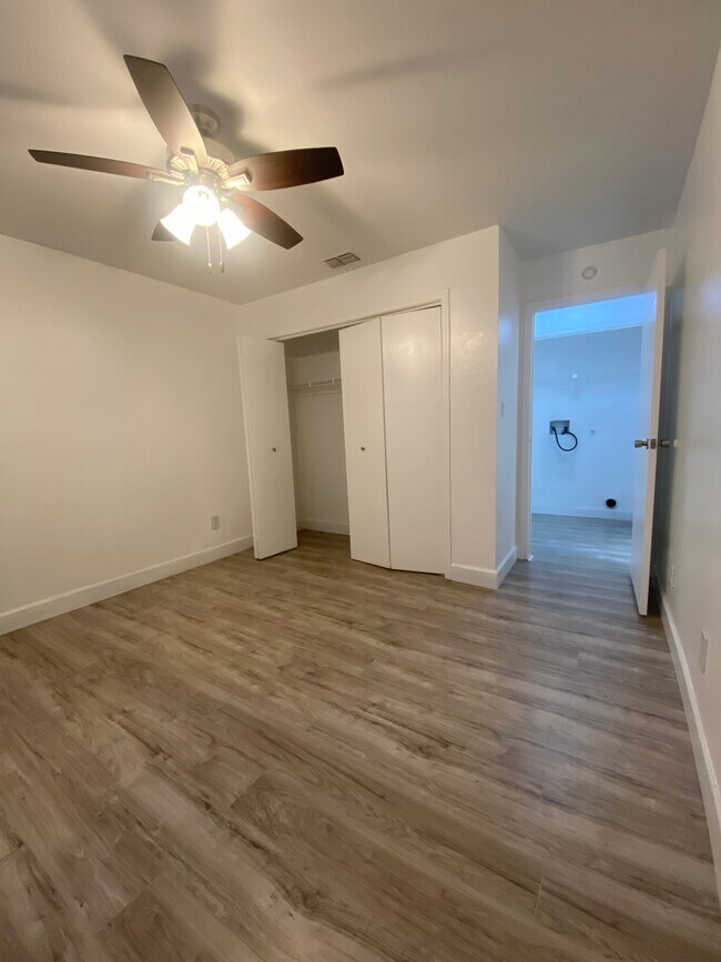 Building Photo - 1400 Gandy Blvd N