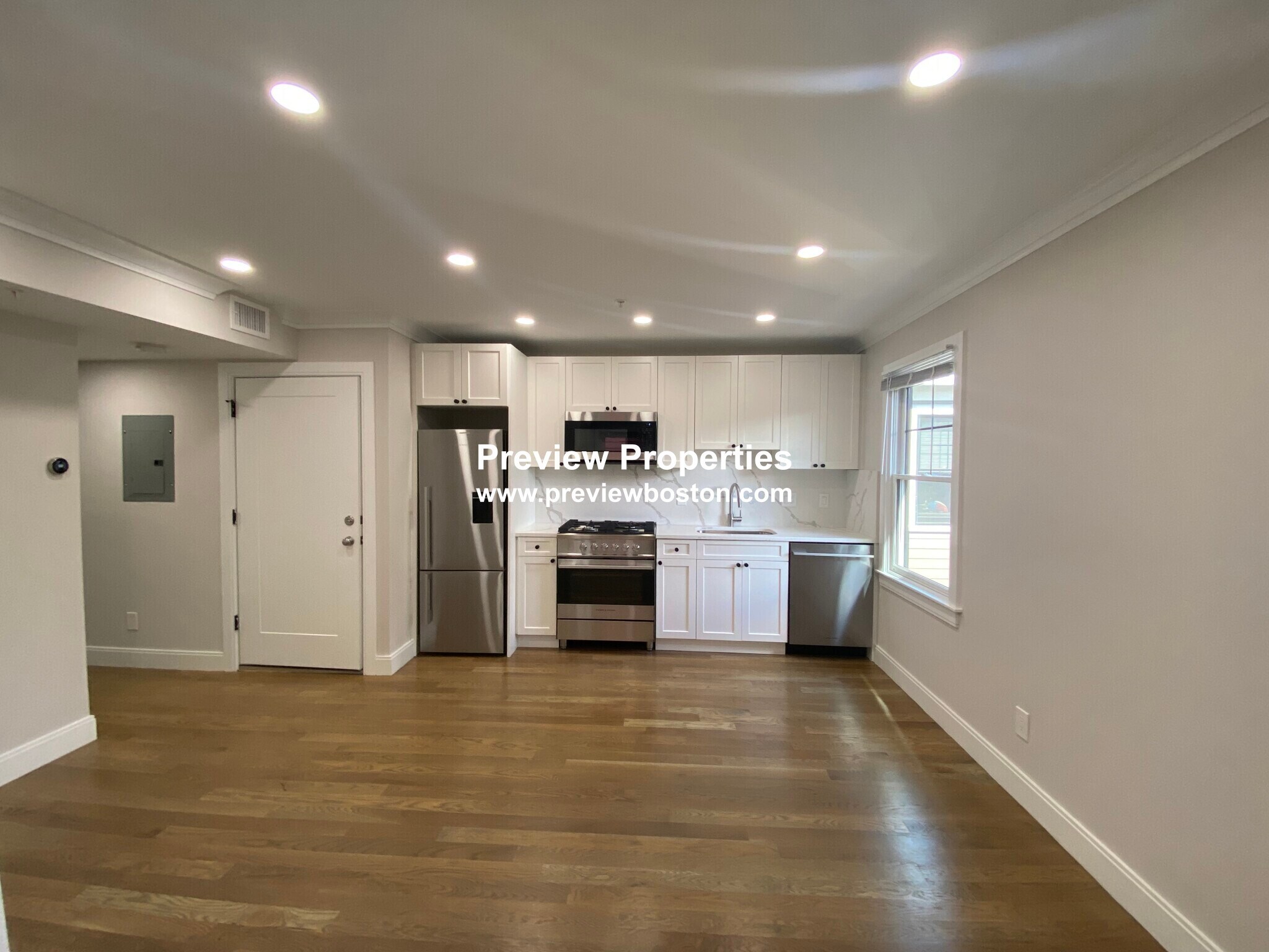 Building Photo - 14 Lopez Ave