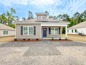 Building Photo - 113 Zetterower Rd