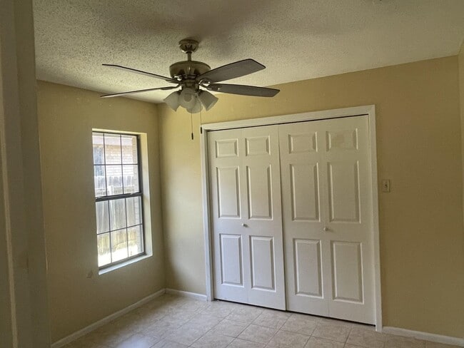 Building Photo - 8685 Northridge Loop