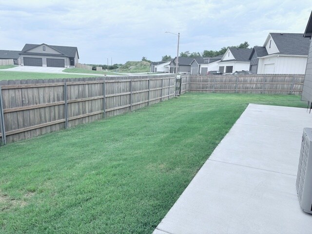 Building Photo - 5290 Pinecrest Ct N