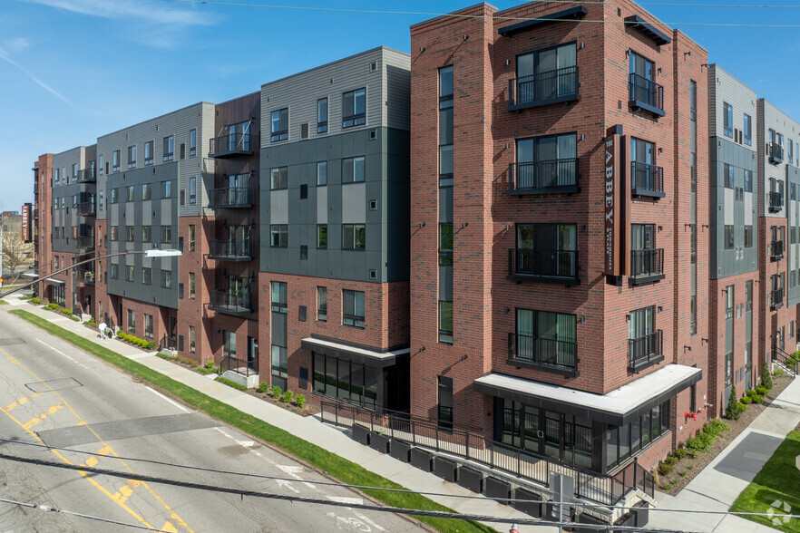 Primary Photo - The Abbey Townhomes and Flats